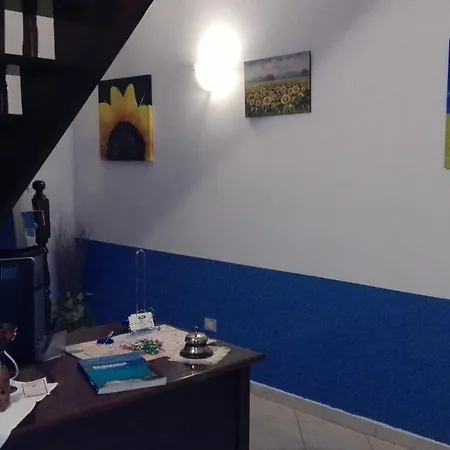 Nonnu Schirru Oda ve Kahvaltı